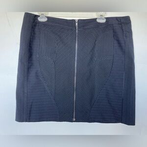 Navy Pin Stripe Skirt With Front Zipper Fully Lined Size 16 Flattering